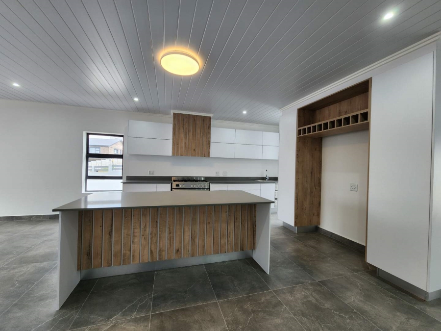 3 Bedroom Property for Sale in Seemeeu Park Western Cape